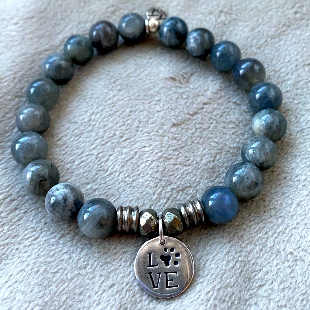 Tiffany Jazelle Paw-Print Charm Bracelet on Labradorite